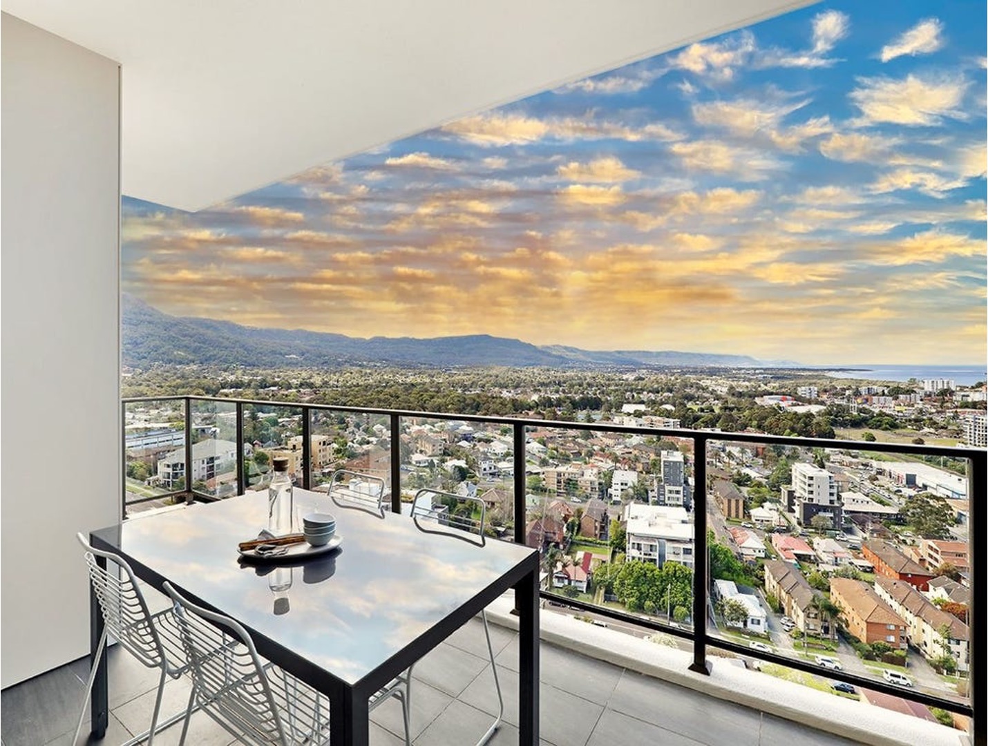 373 CROWN ST WOLLONGONG