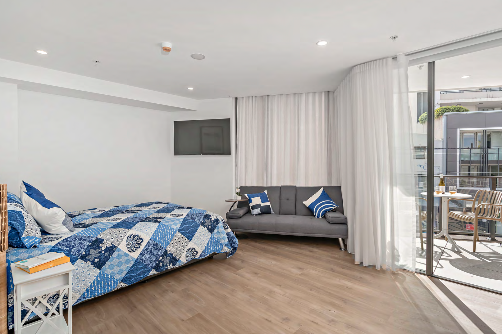 158-160 NEW CANTERBURY RD PETERSHAM NSW 2049